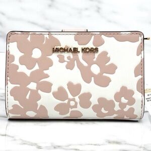 Michael Kors Medium Jet Set Travel Zip Chain Bifold Wallet Powder Blush Multi
